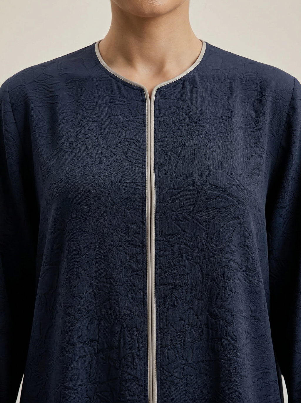 Minimal Line Everyday Abaya – X350