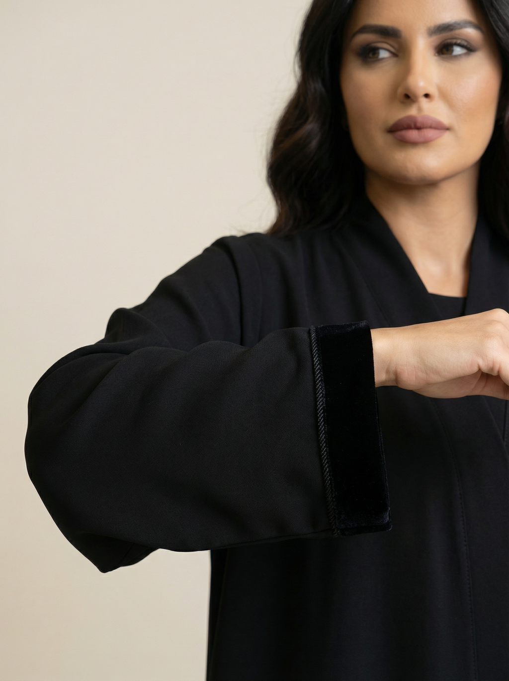 Crepe Classic Abaya – B411