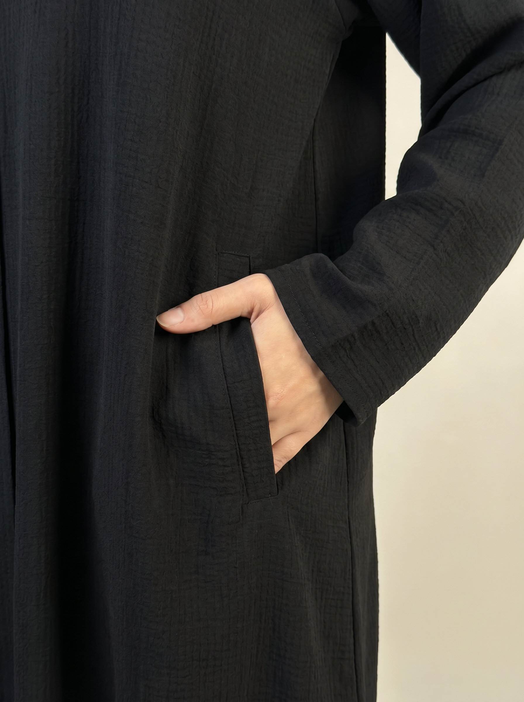 Signature Silk Classic abaya – H185
