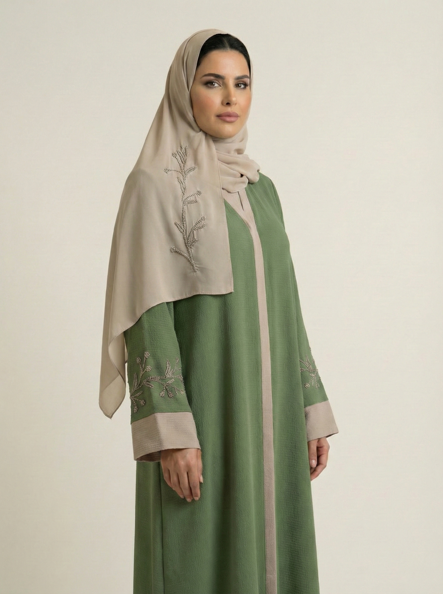 Contrast Panel Everyday Abaya – H284