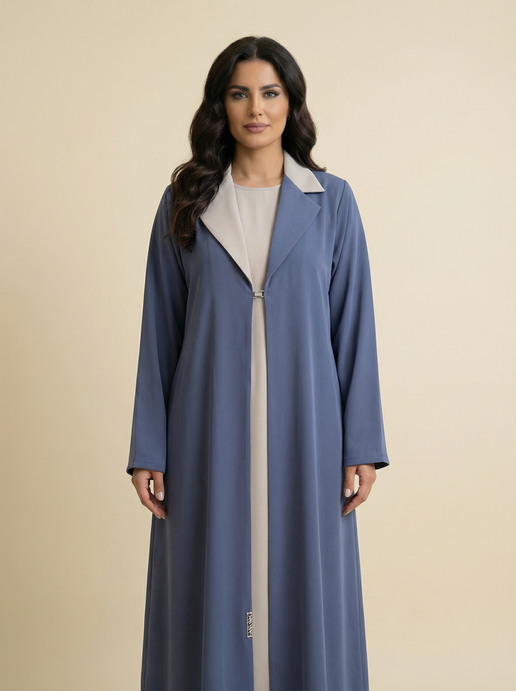 Linear Form Classic Abaya – B427