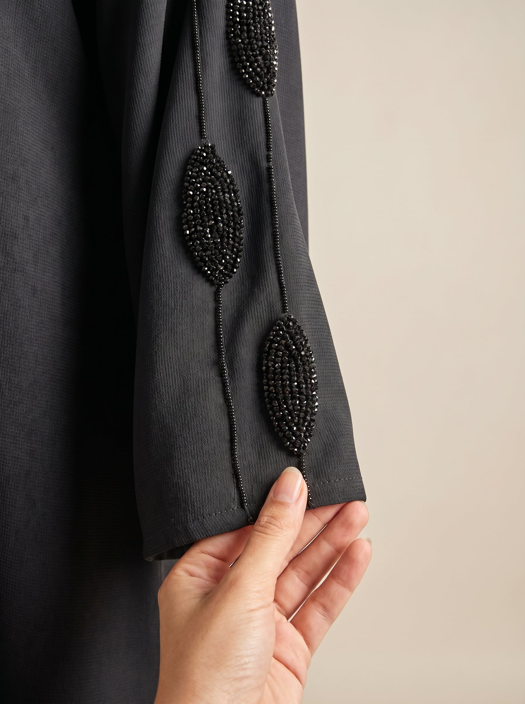 Minimal Everyday abaya – N333