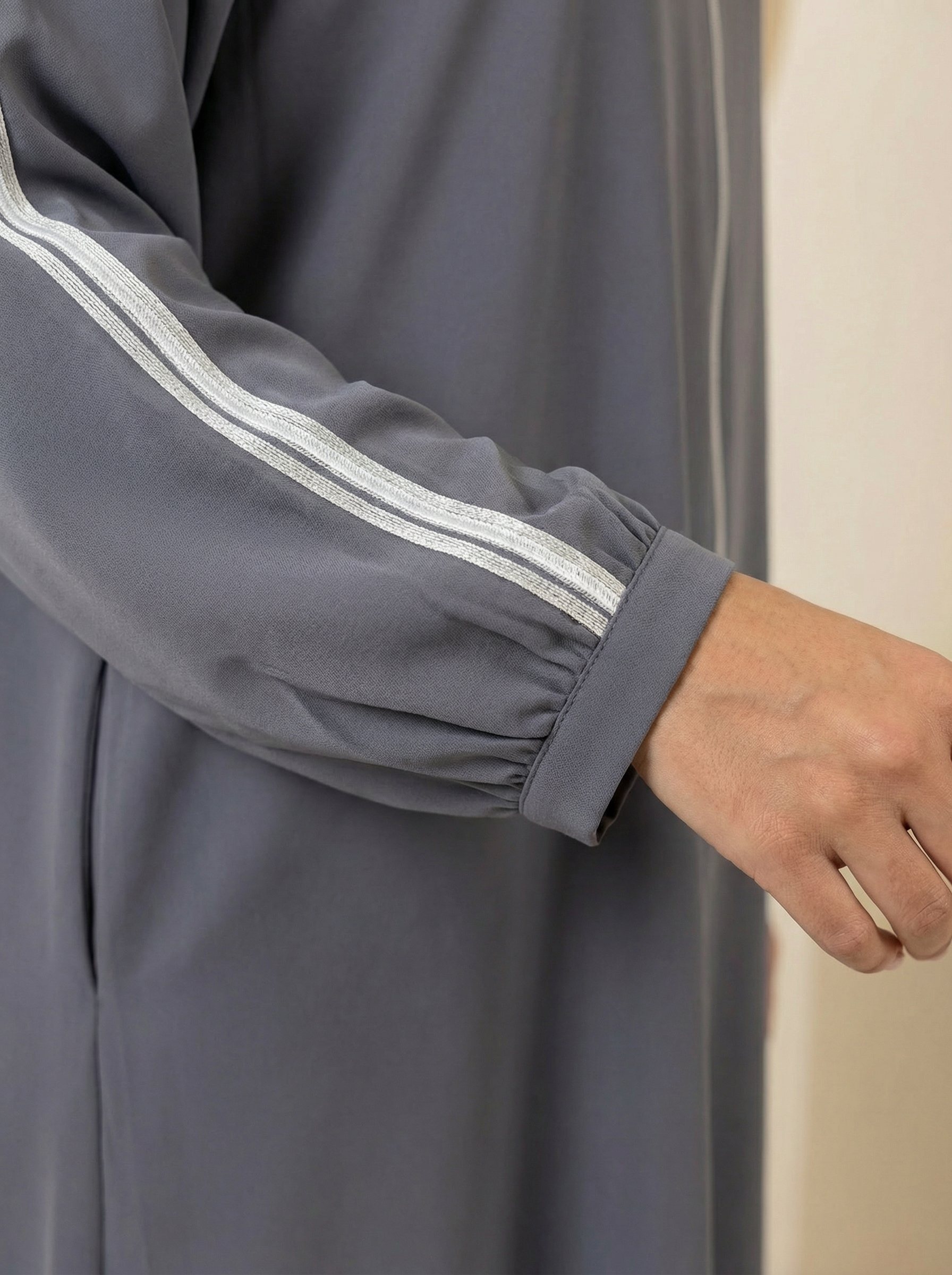 Balanced Line Everyday Abaya – W375